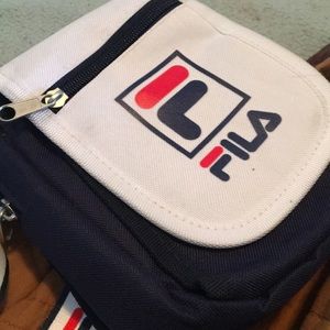 Meet your Posher, Bailey